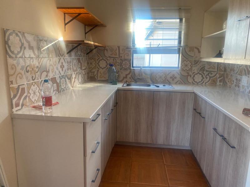 To Let 3 Bedroom Property for Rent in Madeira Park Eastern Cape